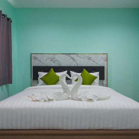 Anatasia Apartment Phuket ภายนอก รูปภาพ